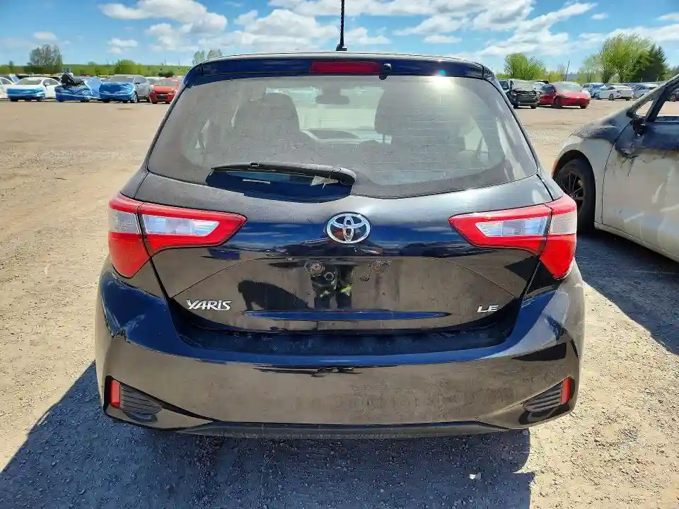VNKKTUD32JA088452 2018 TOYOTA YARIS-5