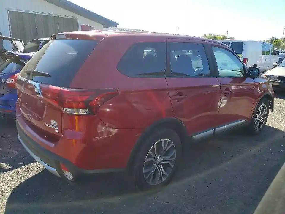 JA4AZ3A38JZ015731 2018 MITSUBISHI OUTLANDER-2