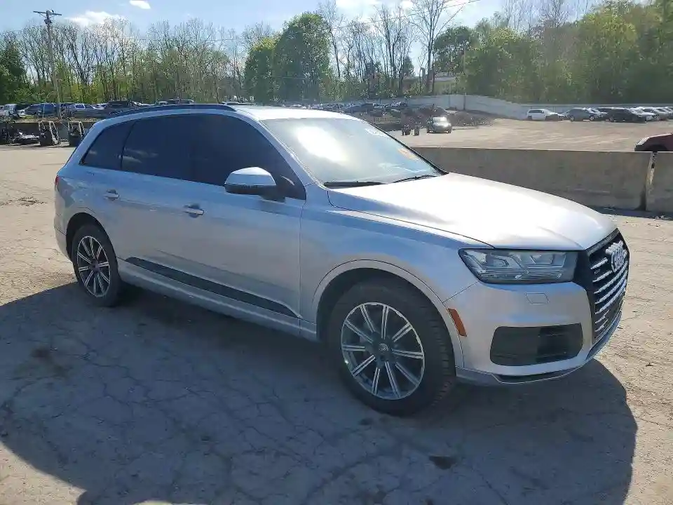 WA1VAAF74HD003821 2017 AUDI Q7-3