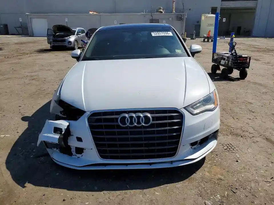 WAUAJGFF9F1066049 2015 AUDI A3-4