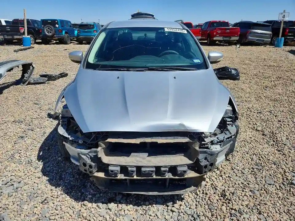 1FADP3F28HL267152 2017 FORD FOCUS-4