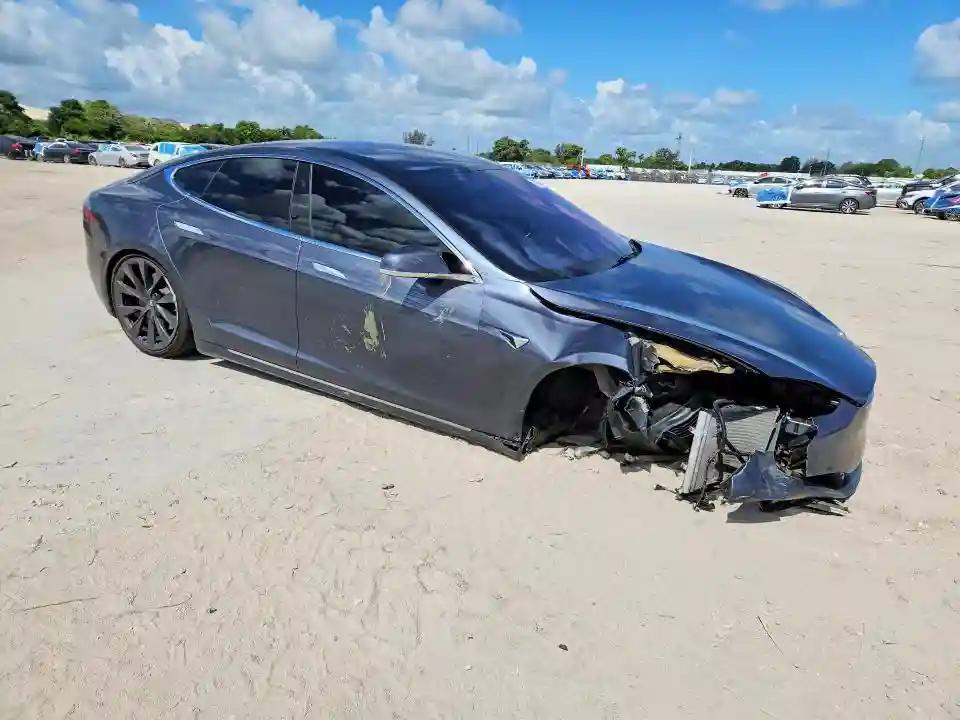 5YJSA1E28KF305109 2019 TESLA MODEL S-3