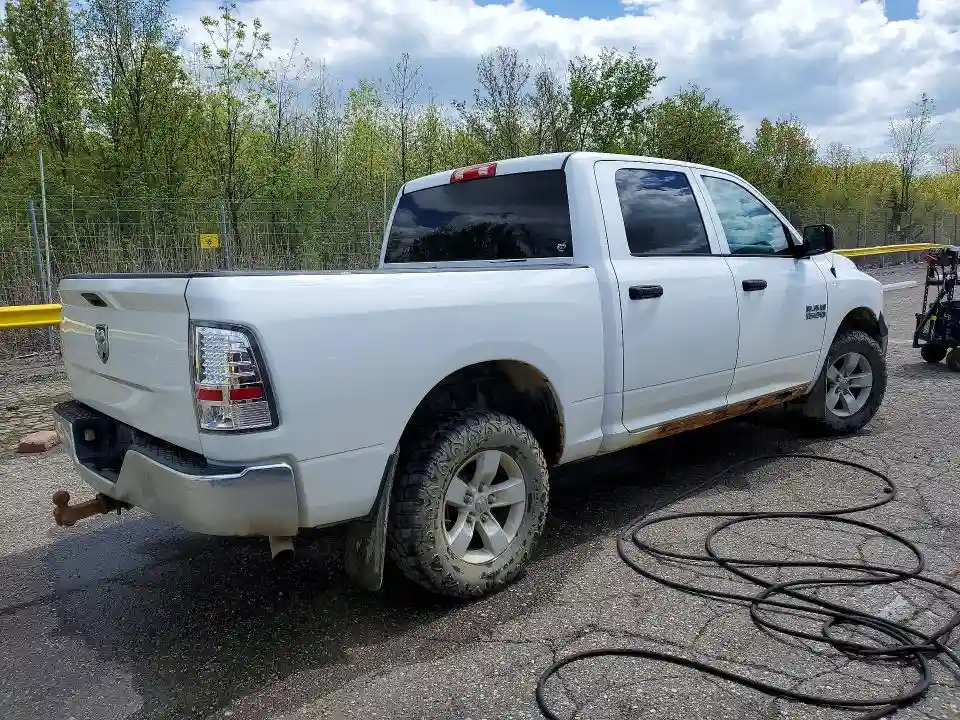 1C6RR7KG7HS641024 2017 RAM 1500-2