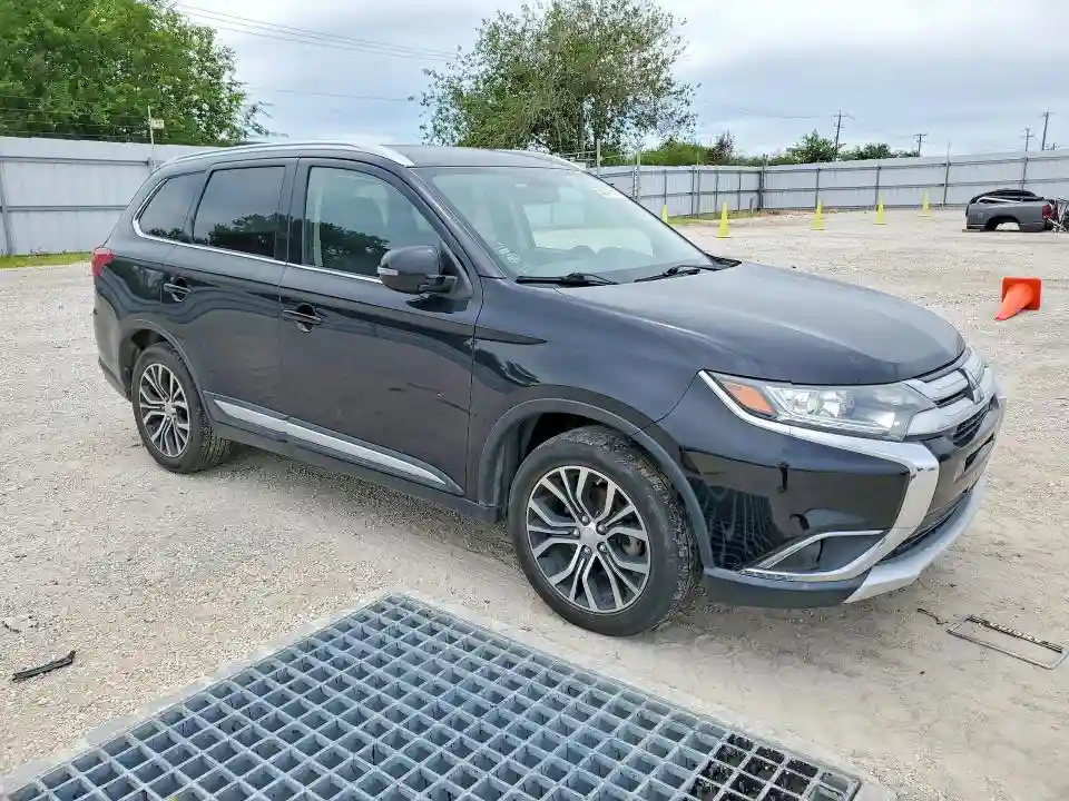 JA4AD3A37HZ040936 2017 MITSUBISHI OUTLANDER-3