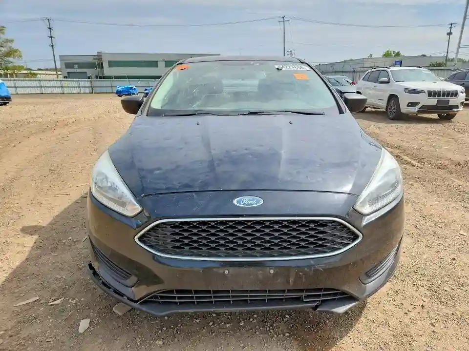 1FADP3E23GL386940 2016 FORD FOCUS-4