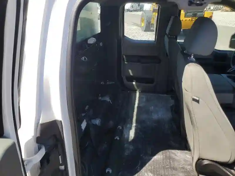 1FTEX1C51JKF23337 2018 FORD F150-5