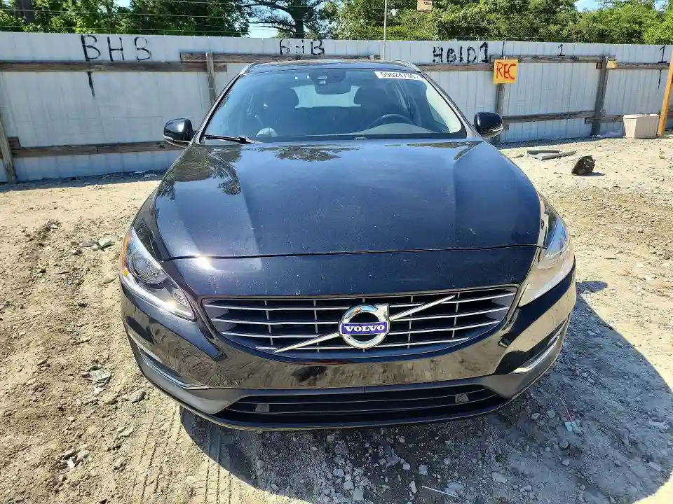 YV1612SK9G1311961 2016 VOLVO V60-4