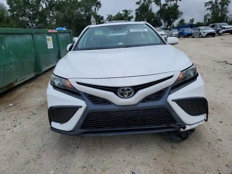 4T1G11AKXMU530603 2021 TOYOTA CAMRY-4