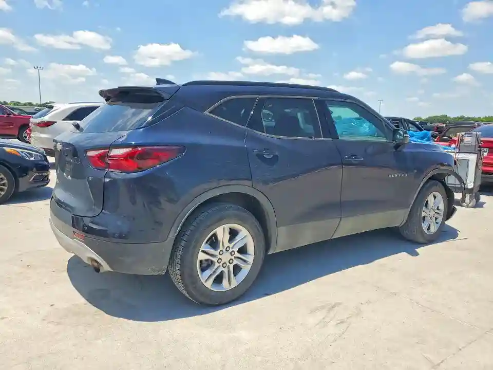 3GNKBBRAXMS540620 2021 CHEVROLET BLAZER-2