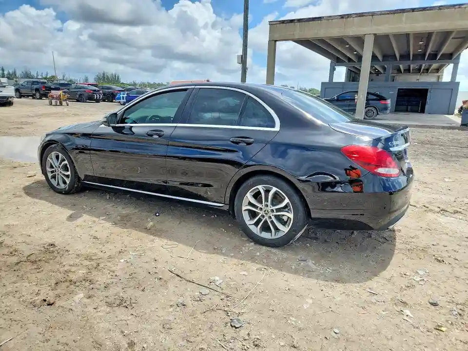 55SWF4JB5JU246804 2018 MERCEDES-BENZ C-CLASS-1