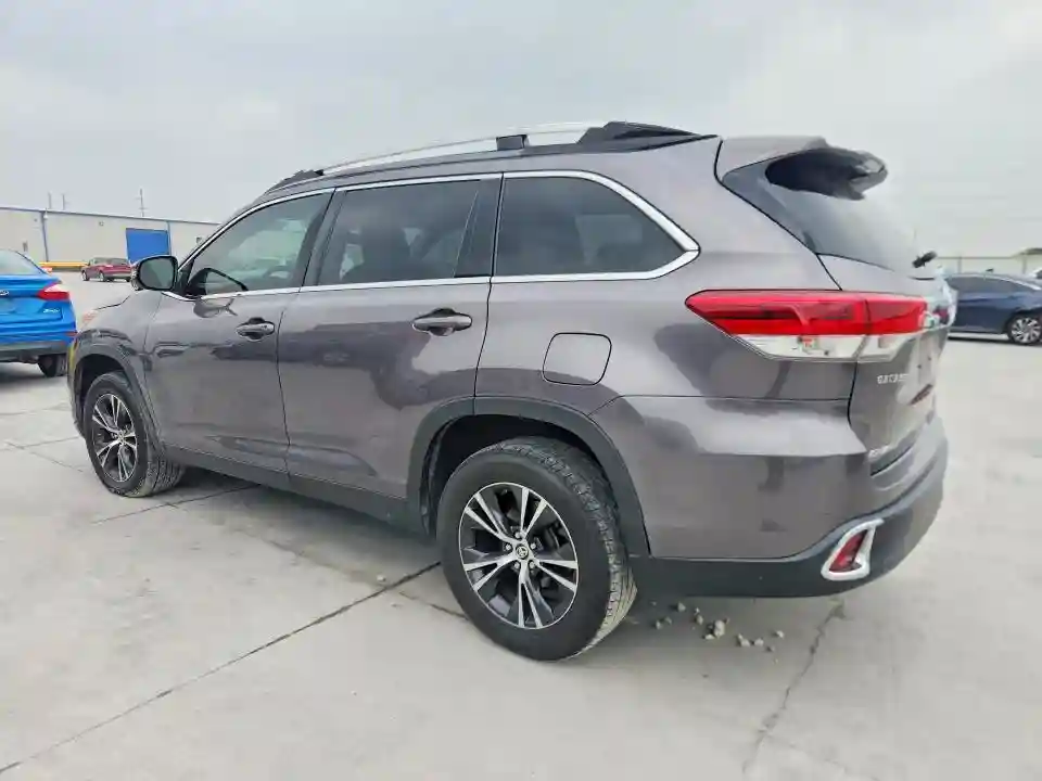 5TDZARFH0KS053545 2019 TOYOTA HIGHLANDER-1