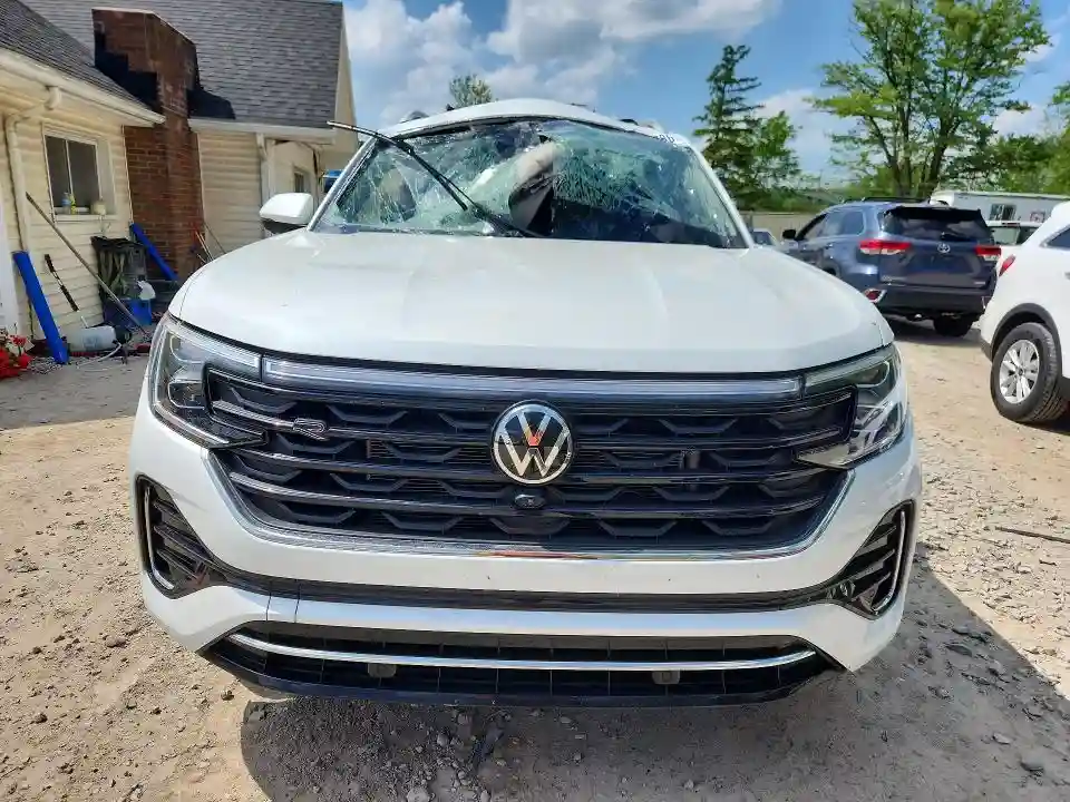 1V2FR2CA8RC616751 2024 VOLKSWAGEN ATLAS-4