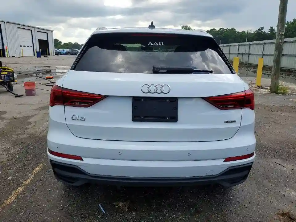 WA1EECF31P1102688 2023 AUDI Q3-5