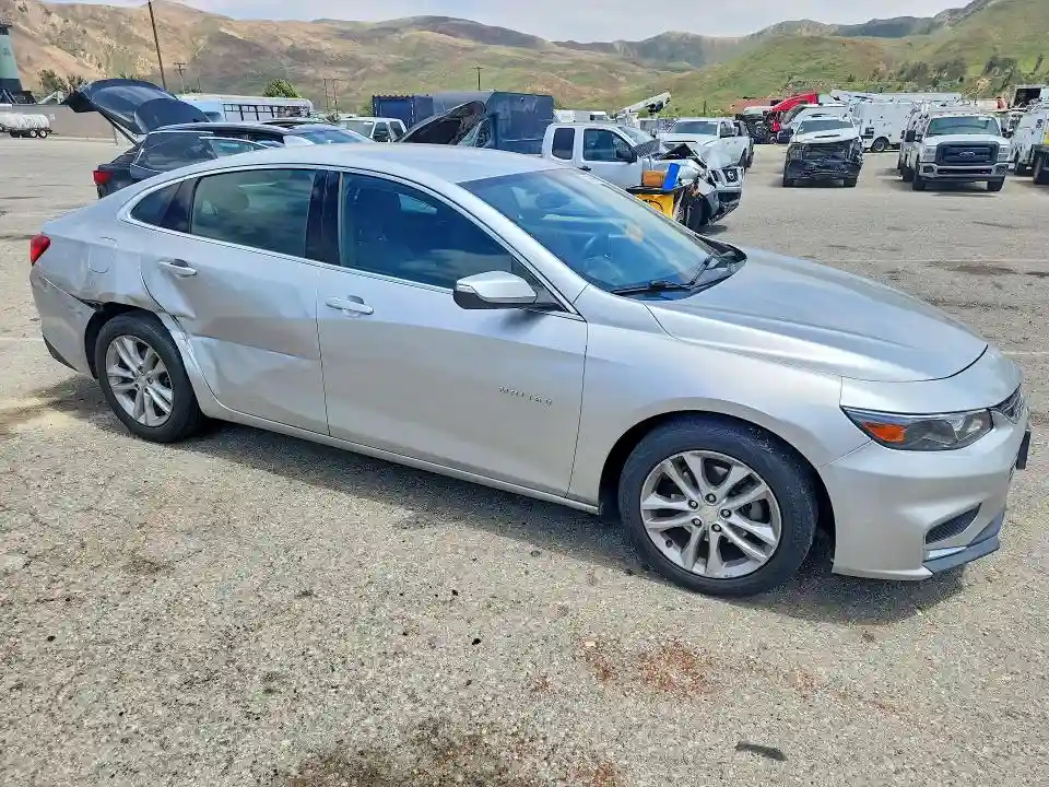 1G1ZD5ST9JF154245 2018 CHEVROLET MALIBU-3