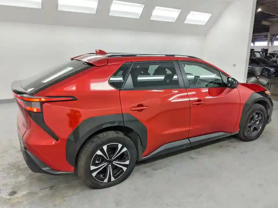 JTMAAAAA6PA027898 2023 TOYOTA ALL OTHER-2