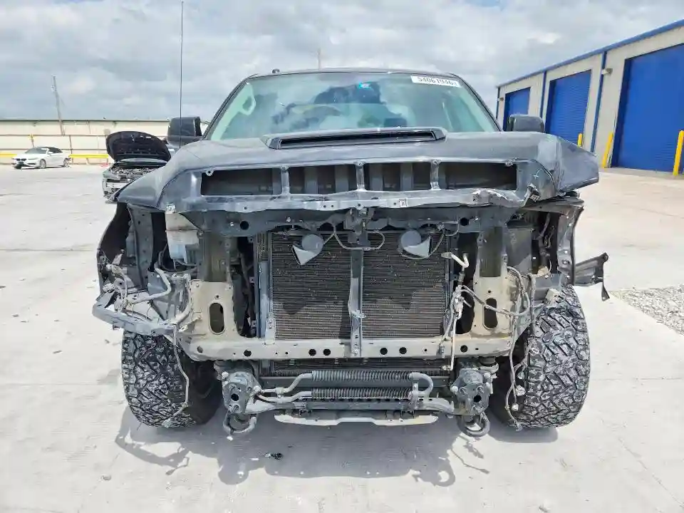 5TFDY5F13KX786622 2019 TOYOTA TUNDRA-4