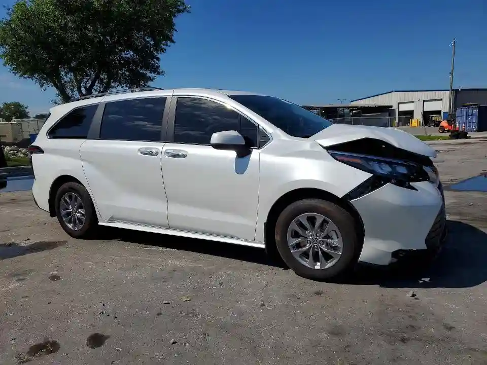 5TDJRKEC6SS244101 2025 TOYOTA SIENNA-3