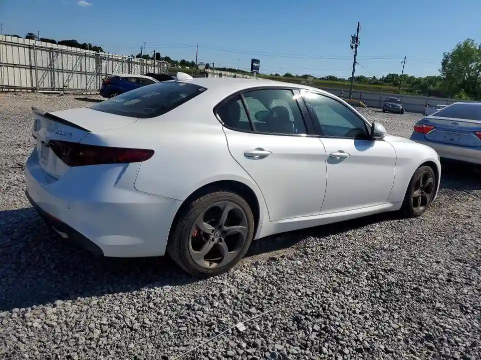 ZARFAEEN9H7560780 2017 ALFA ROMEO GIULIA-2