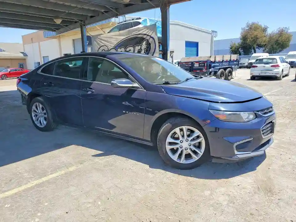1G1ZD5ST4JF235055 2018 CHEVROLET MALIBU-3