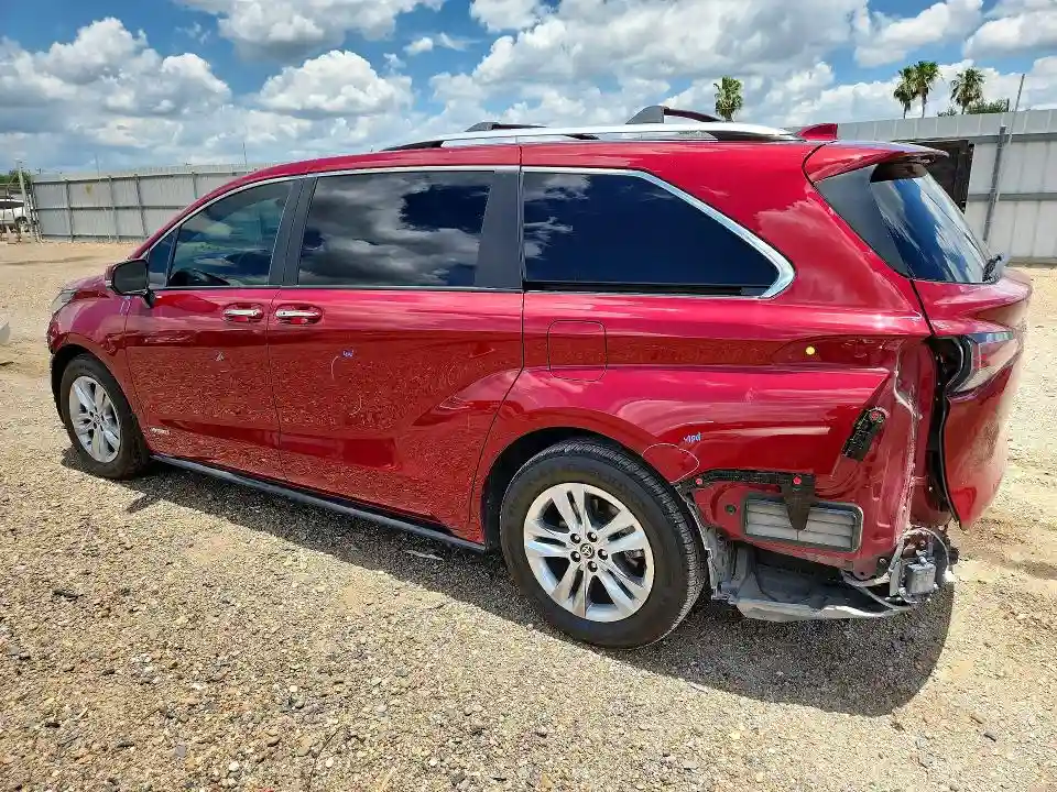 5TDZRKEC9MS064245 2021 TOYOTA SIENNA-1