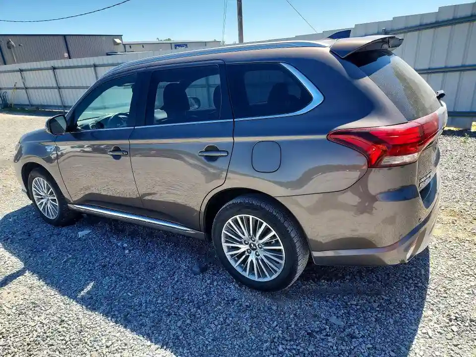 JA4J24A54LZ038809 2020 MITSUBISHI OUTLANDER-1