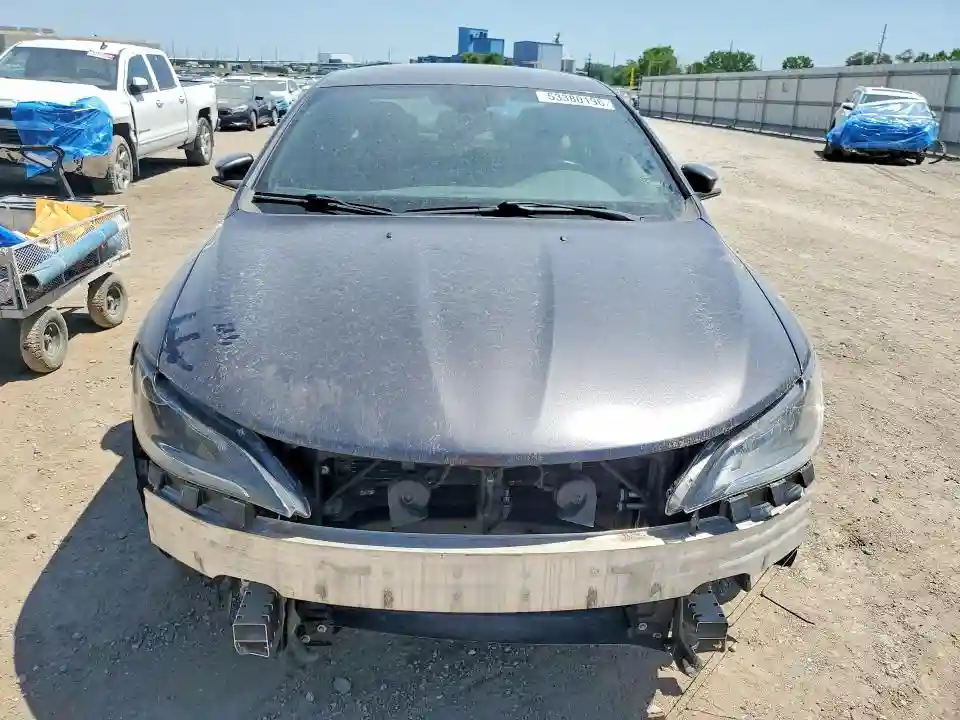 1C3CCCBG7FN518770 2015 CHRYSLER 200-4