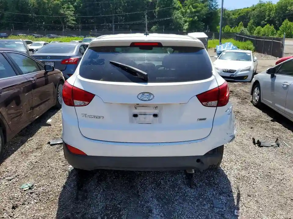 KM8JTCAF4FU061011 2015 HYUNDAI TUCSON-5
