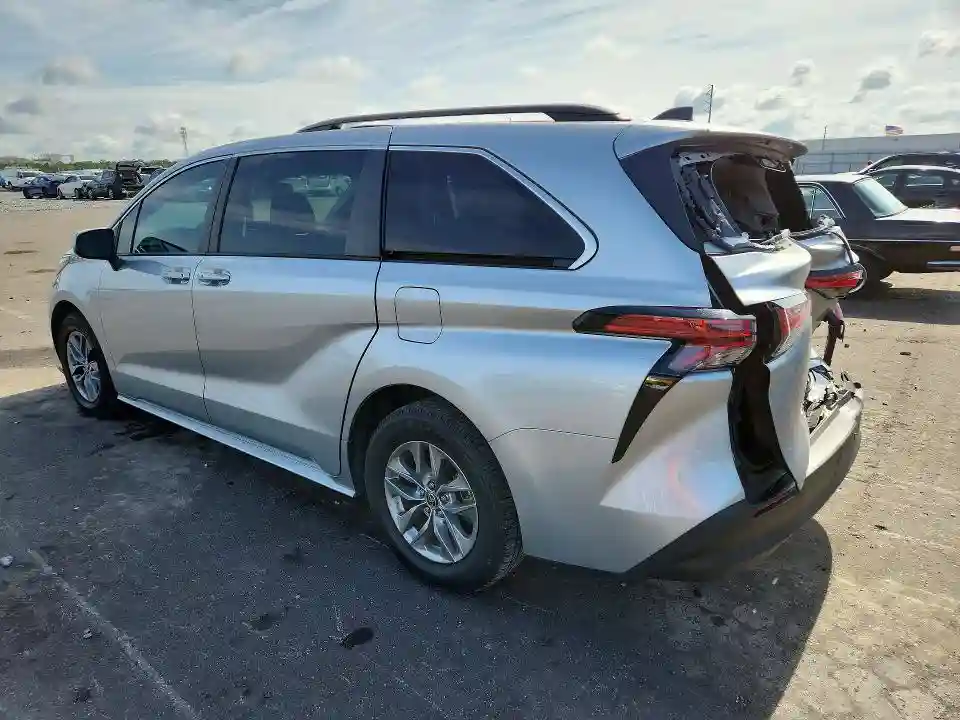 5TDKRKEC7NS083332 2022 TOYOTA SIENNA-1