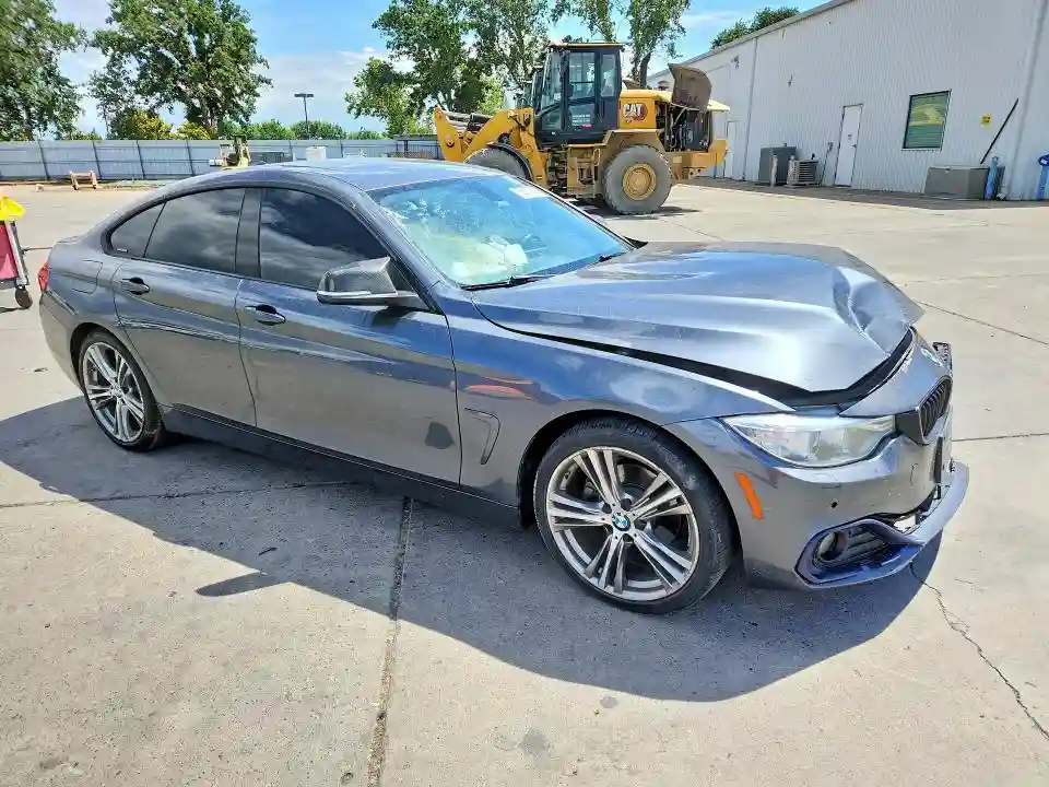 WBA4F7C52HG786495 2017 BMW 4 SERIES-3