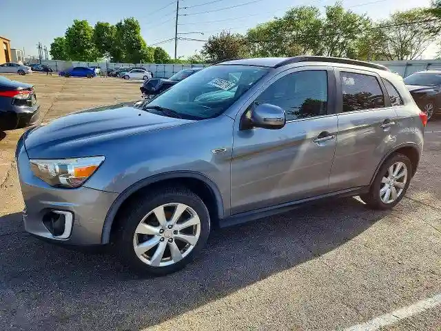 4A4AR4AW3FE033812 2015 MITSUBISHI OUTLANDER-0