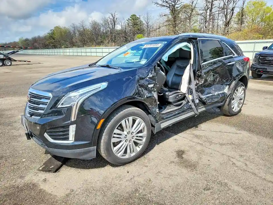 1GYKNFRS8JZ236548 2018 CADILLAC XT5-0