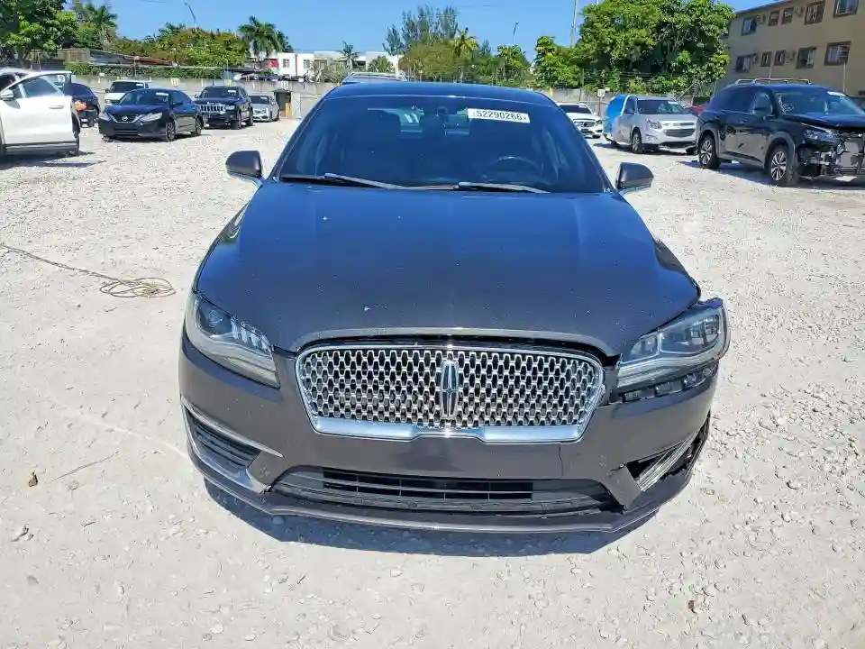 3LN6L5MU6HR638675 2017 LINCOLN MKZ-4