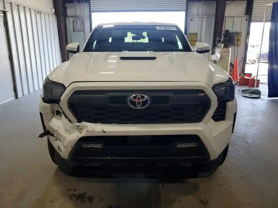 3TYLE5JN8RT023532 2024 TOYOTA TACOMA-4