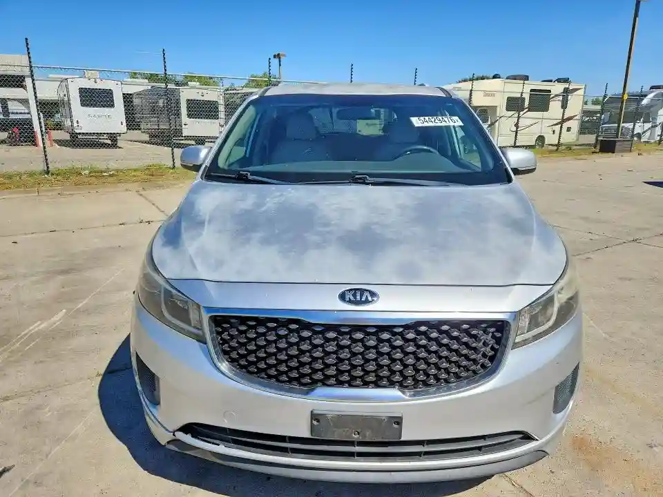 KNDMB5C18F6062622 2015 KIA SEDONA-4