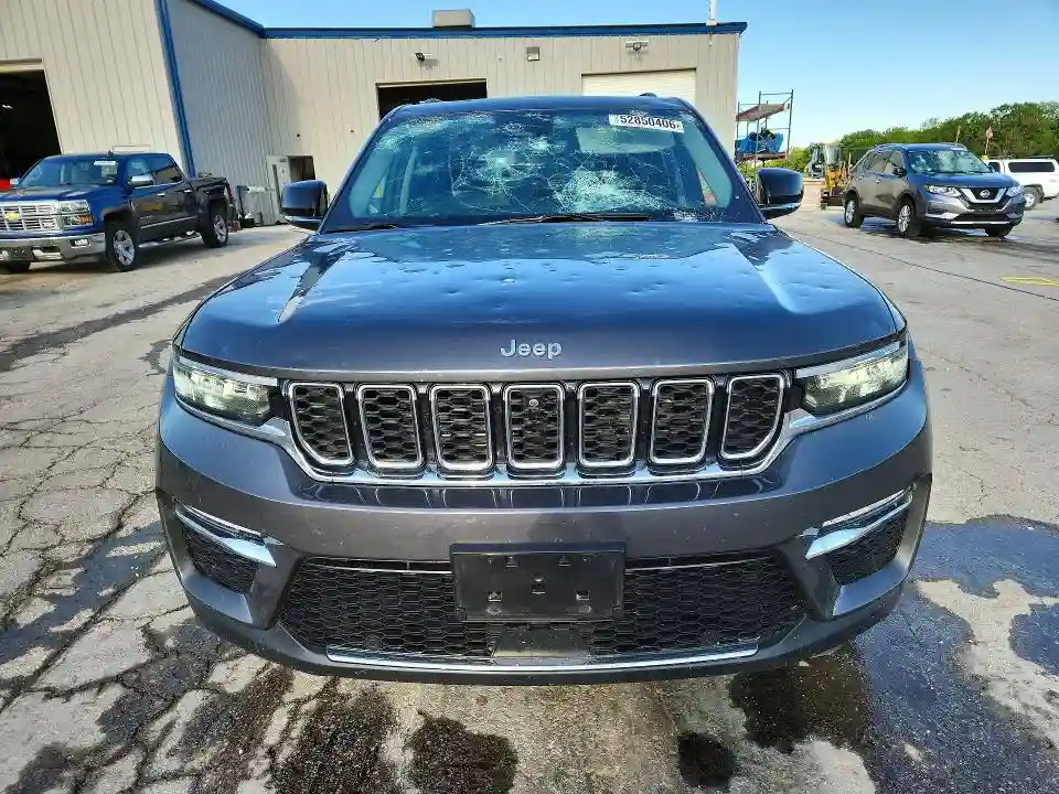 1C4RJHBG8R8937920 2024 JEEP CHEROKEE-4