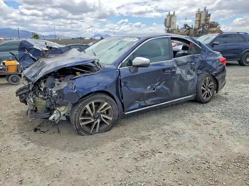 4S3BNAS69J3032642 2018 SUBARU LEGACY-0