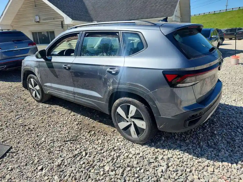 3VV8C7B26SM037783 2025 VOLKSWAGEN TAOS S-1