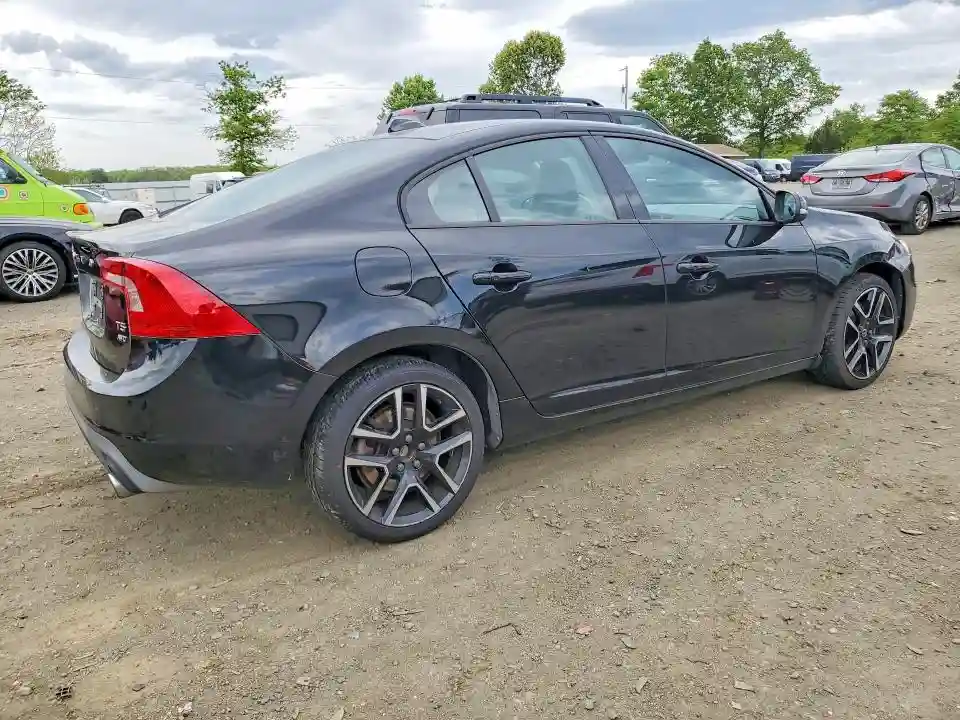 YV140MTL4J2457506 2018 VOLVO S60-2