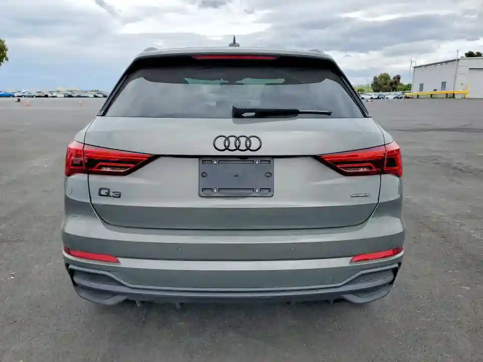 WA1EECF30R1069797 2024 AUDI Q3-5