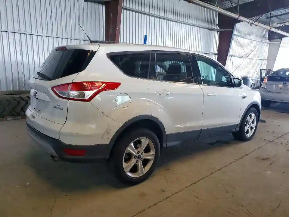 1FMCU0GX3FUA63272 2015 FORD ESCAPE-2