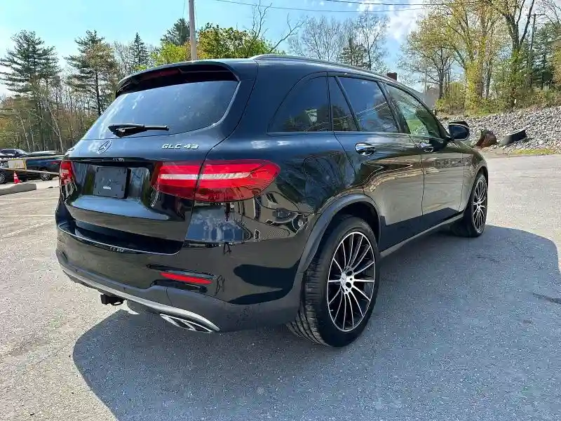 WDC0G6EB4HF197895 2017 MERCEDES-BENZ GLC-CLASS-2