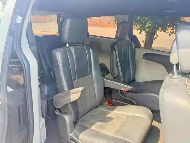 2C4RDGCG1JR207498 2018 DODGE CARAVAN-5