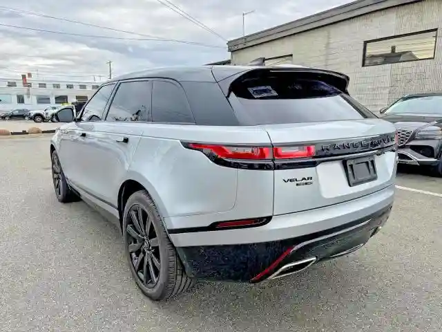 SALYM2RV0JA706519 2018 LAND ROVER RANGEROVER-2