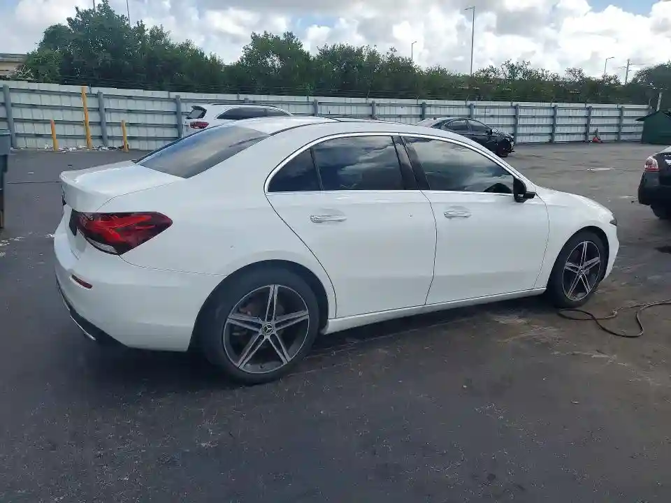 W1K3G4EB6NJ325821 2022 MERCEDES-BENZ A-CLASS-2