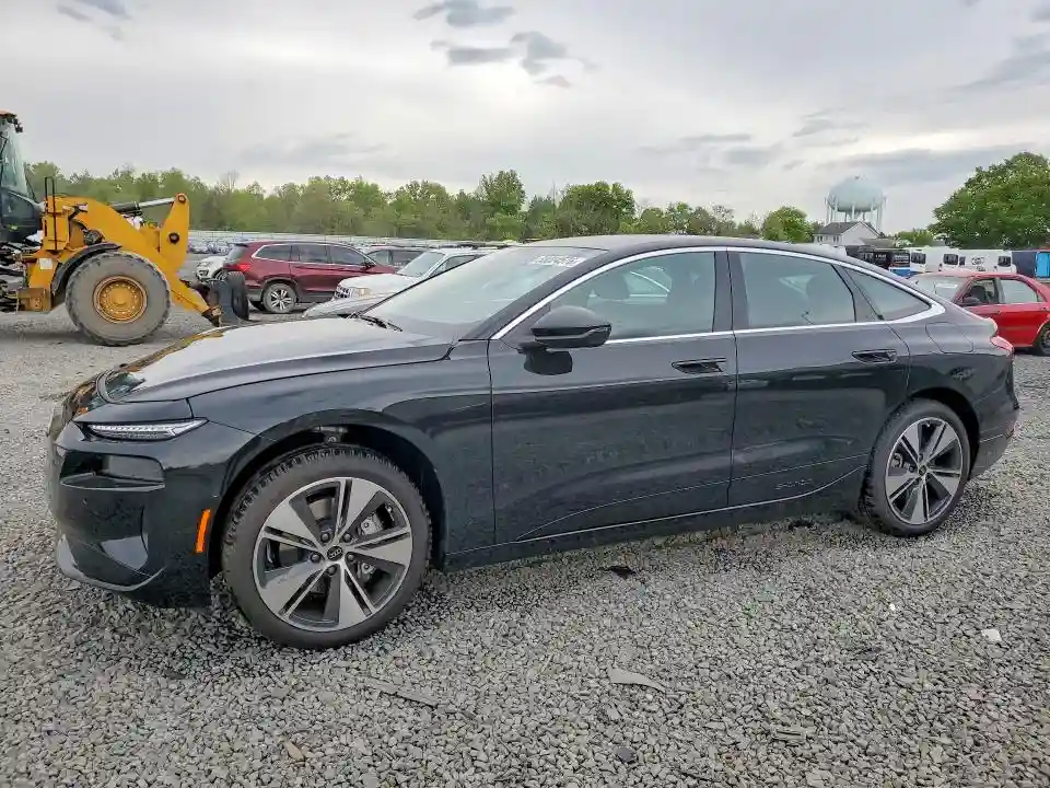 WAU3DAGHXSA027588 2025 AUDI A6 E-TRON-0
