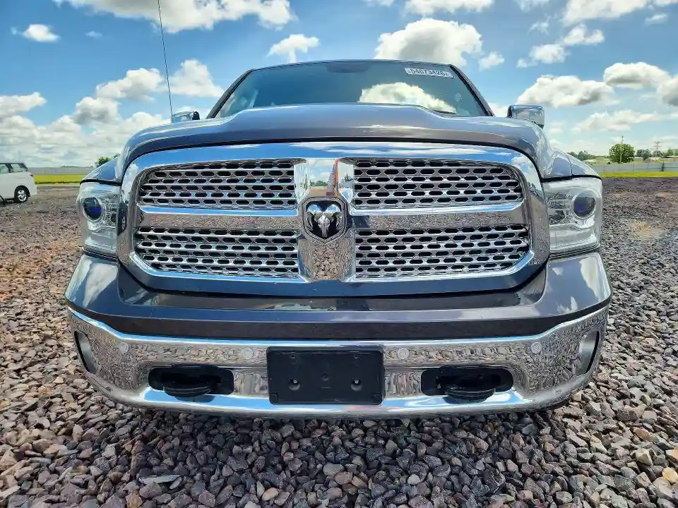 1C6RR7NT4HS761677 2017 RAM 1500-4