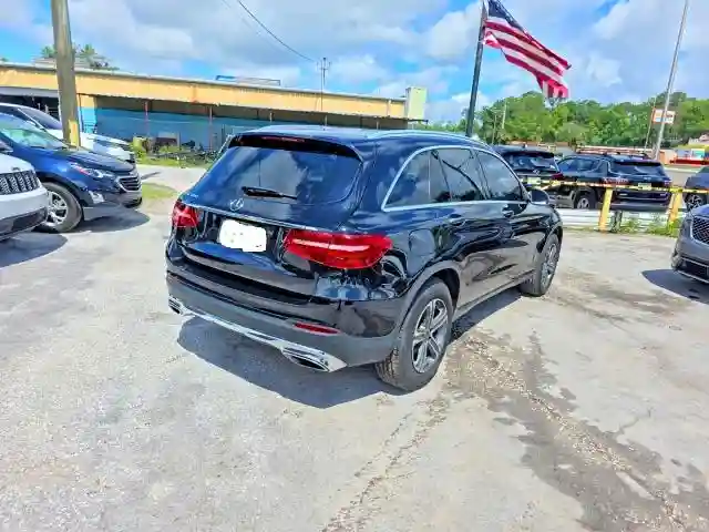 WDC0G4JB3JV107125 2018 MERCEDES-BENZ GLC-CLASS-3