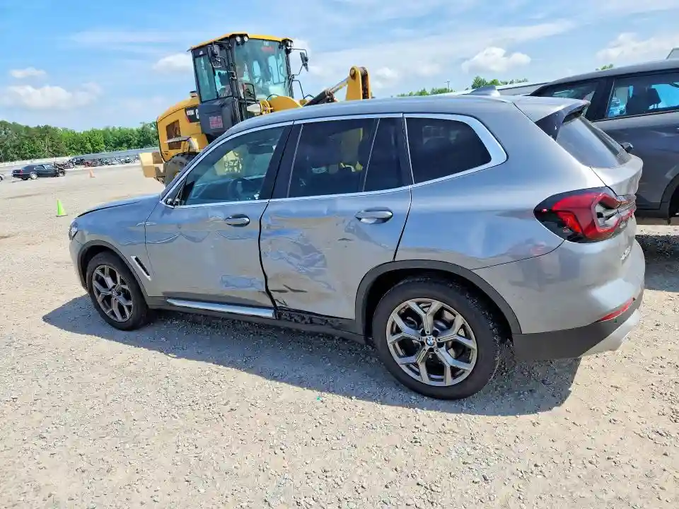 5UX43DP01R9V05803 2024 BMW X3-1