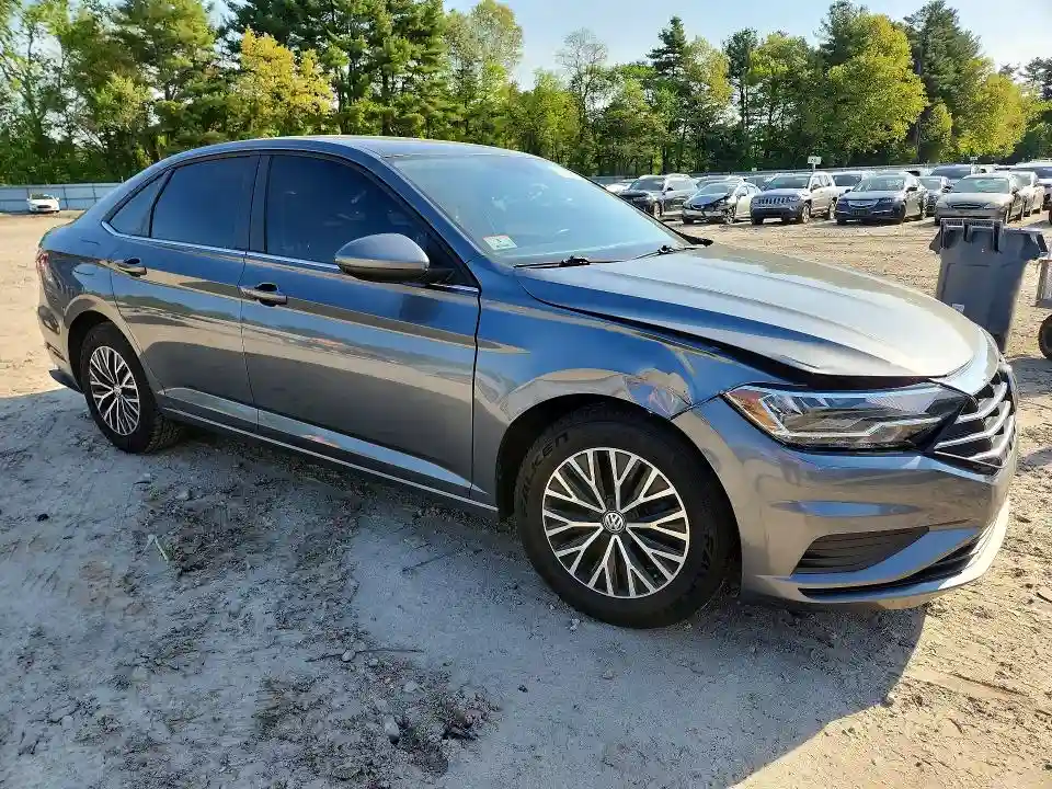 3VWC57BU7KM144195 2019 VOLKSWAGEN JETTA-3