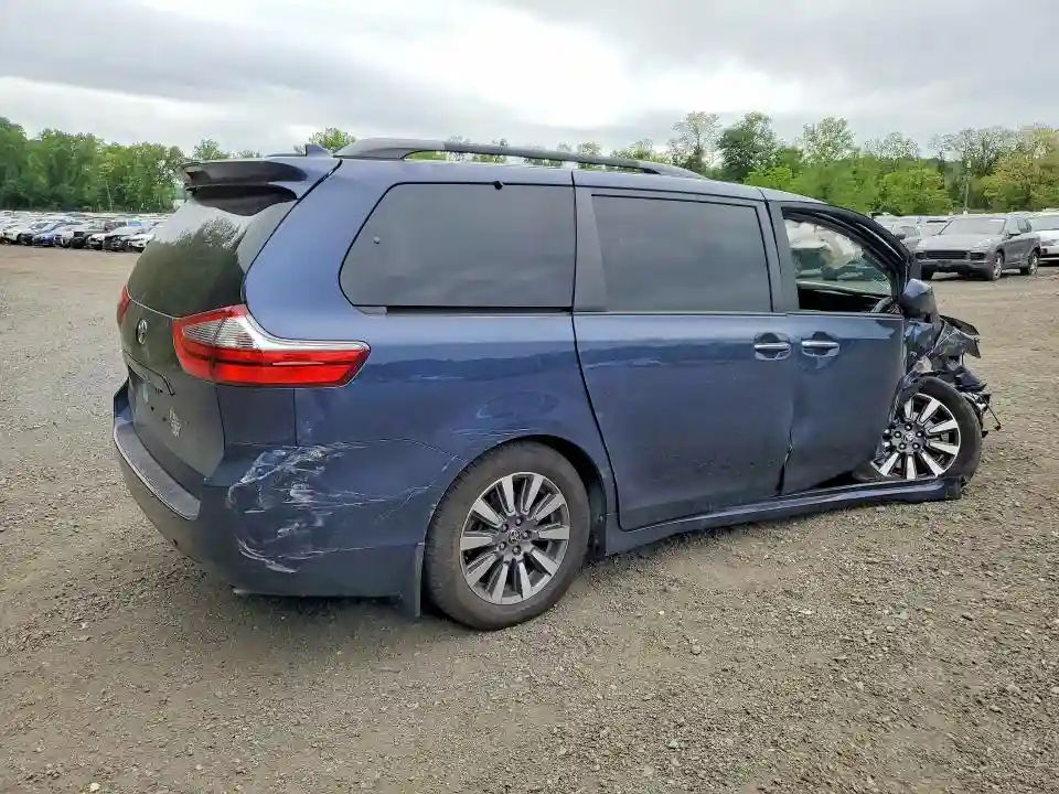 5TDDZ3DC6LS242788 2020 TOYOTA SIENNA-2
